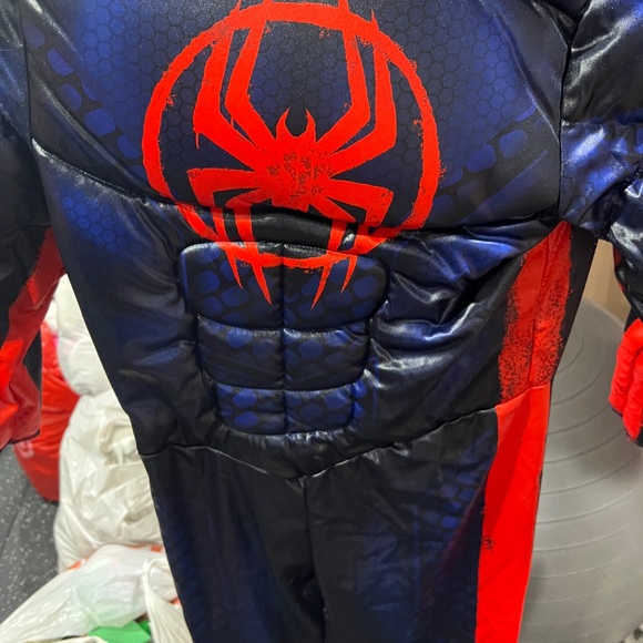 Marvel MILES MORALES Spider-Man Halloween Costume Child Small 4-6 Youth NEW - Picture 2 of 3